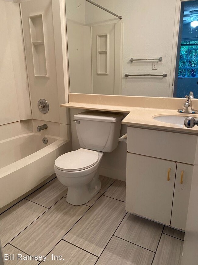 Building Photo - 2 br, 2.5 bath House - 565 H MANANAI PLACE