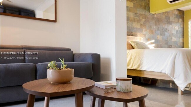 Building Photo - 626 Meridian Ave