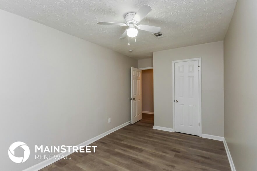 Building Photo - 5967 Dart Dr