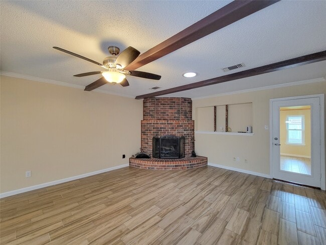 Building Photo - 12611 Dermott Dr