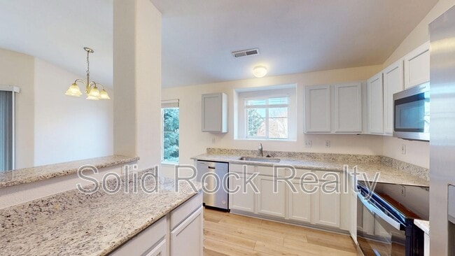 Building Photo - 3975 Riviera Grove