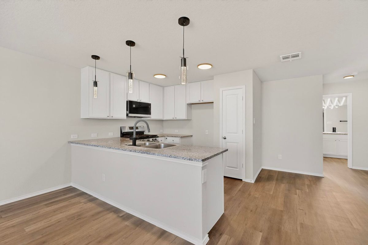 Building Photo - 4140 Waterfall Cv