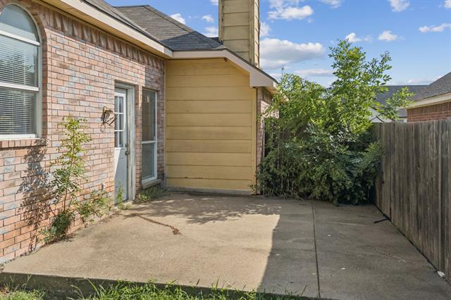 Building Photo - 1602 Develon Dr