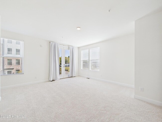 Building Photo - 1259 Shaw View Aly