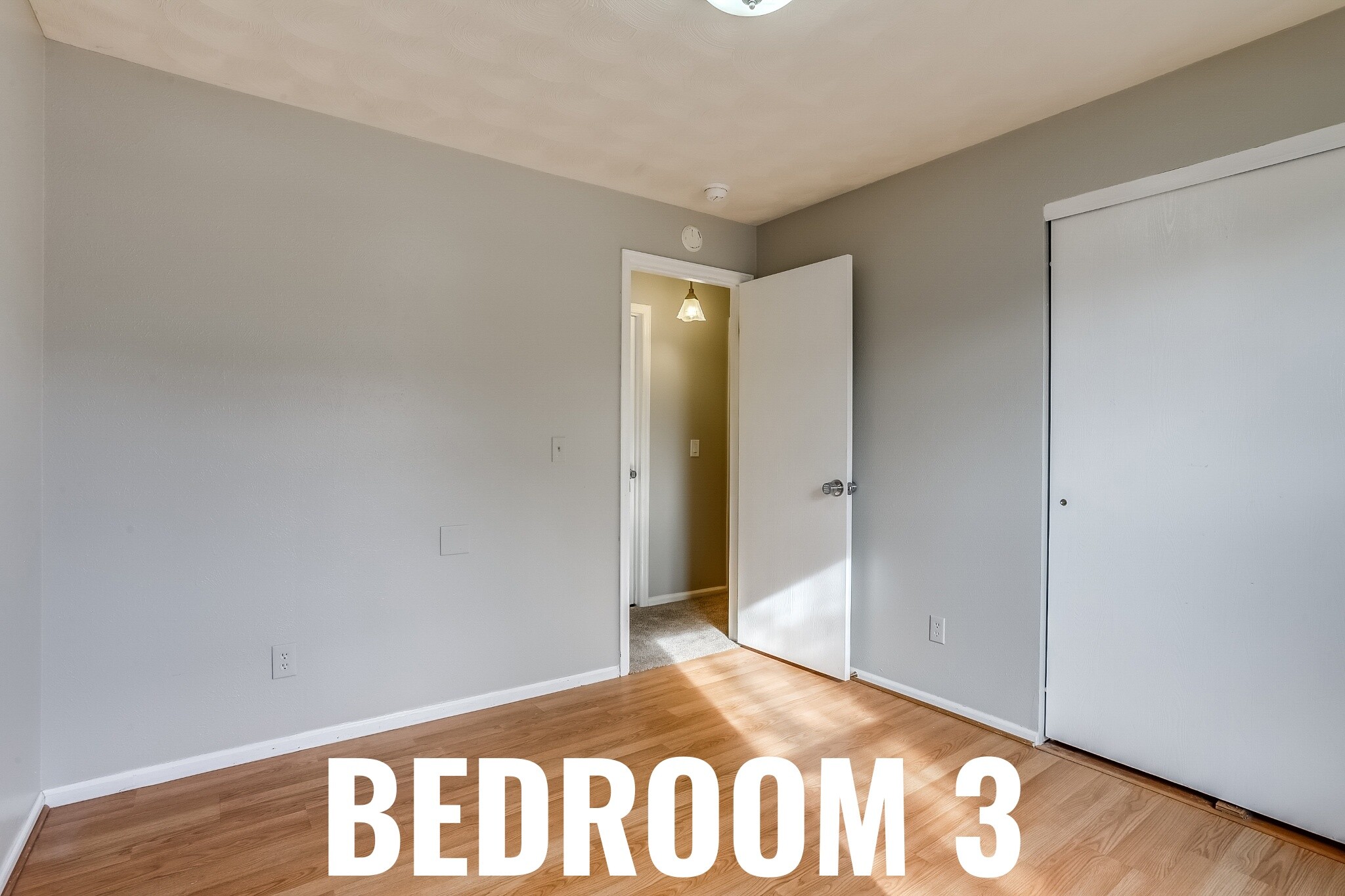 Building Photo - 3149 N Oak Cir