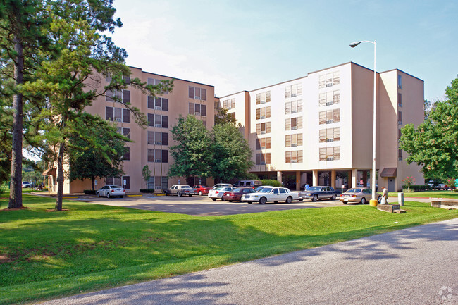 Building Photo - Raintree Tower