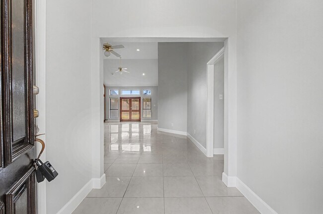 Building Photo - 7223 Mission Ct Dr