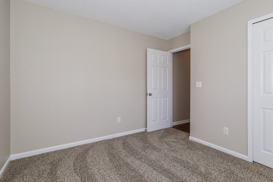 Building Photo - 2968 Waters View Cir