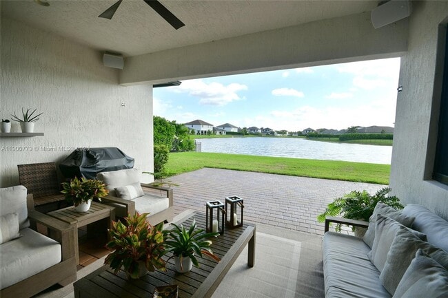 Building Photo - 4221 SW 178th Ave