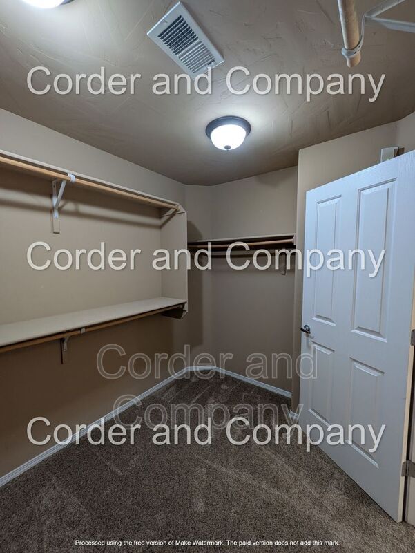 Building Photo - 940 Sellers Dr NE