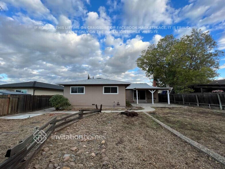 Building Photo - 2948 Palo Verde Way