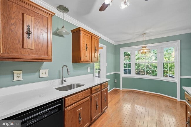 Building Photo - 7724 Bristol Square Ct