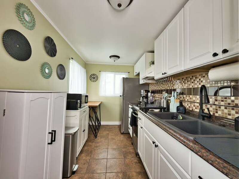 Building Photo - 308 N Foote Ave