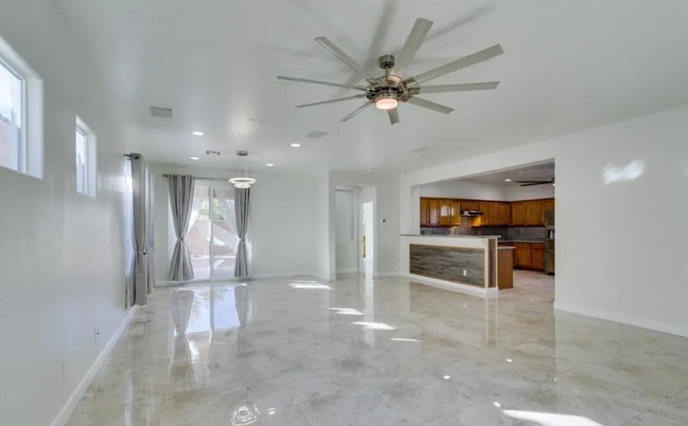 Building Photo - 2659 Lochleven Way
