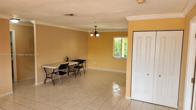 Building Photo - 5460 SW 133rd Ct
