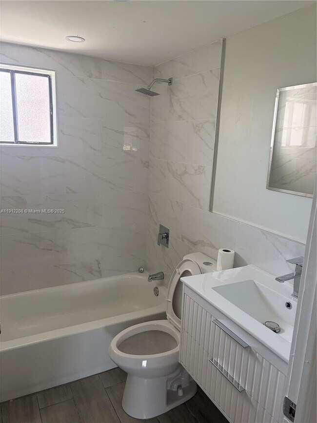 Building Photo - 5460 W 21st Ct