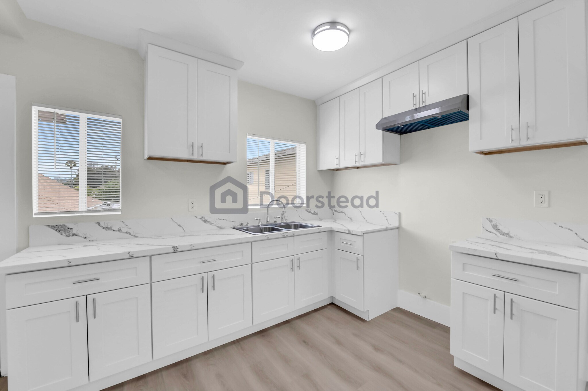 Building Photo - 1762 S New England St