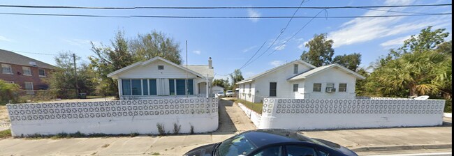Your rental is on the left. - 211 S Navy Blvd