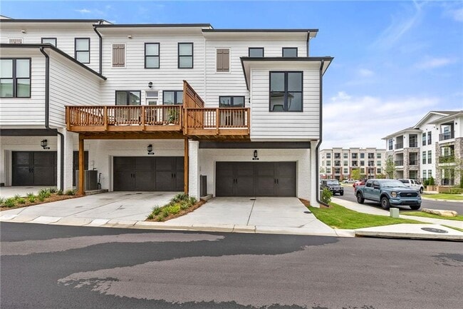 Building Photo - 532 Healy Dr
