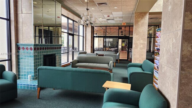 Building Photo - 2403 Antigua Cir