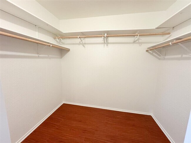 Building Photo - 11910 Stout Oak Trail