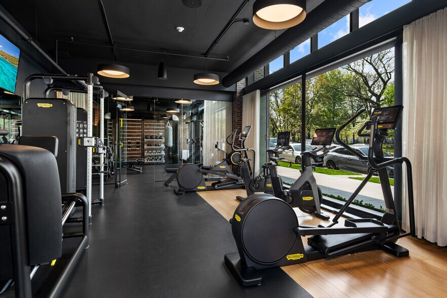 Fitness Studio - 1431 W Lake St