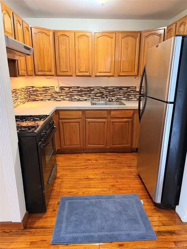 Building Photo - 153-17 110th Rd