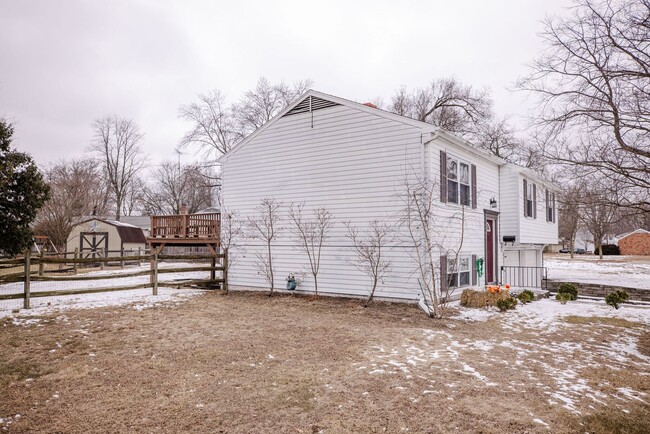 Building Photo - Charming 3-Bedroom Home with Bonus Room in...