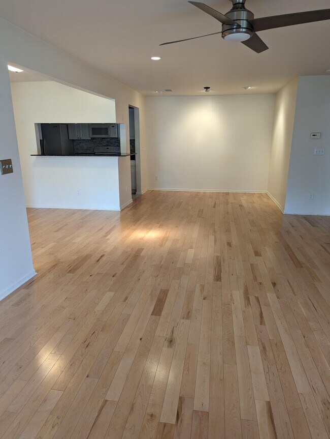 Building Photo - 3548 Oakmonte Blvd