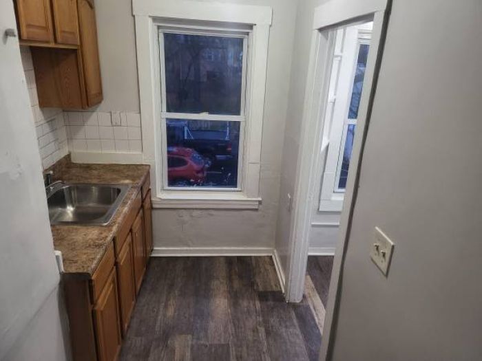 Building Photo - 188 Perkins Ave