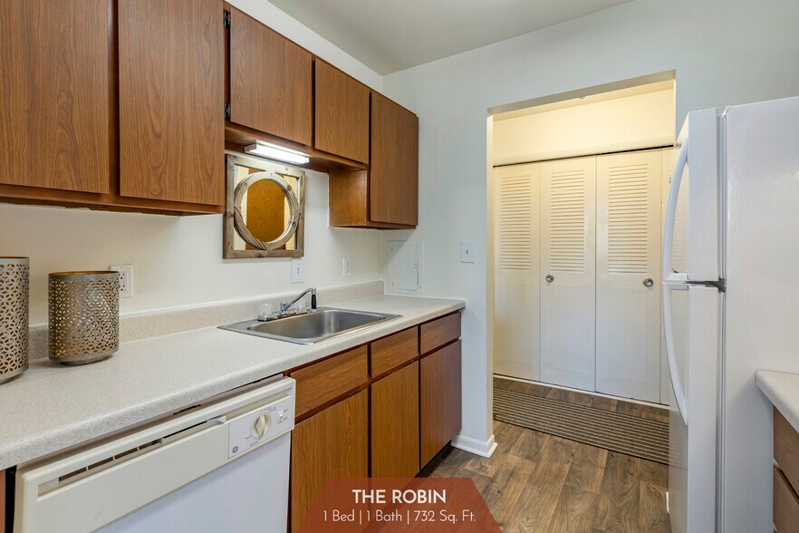 Ramblewood Apartments 4277 Stonebridge Dr SW Grand Rapids MI 49519