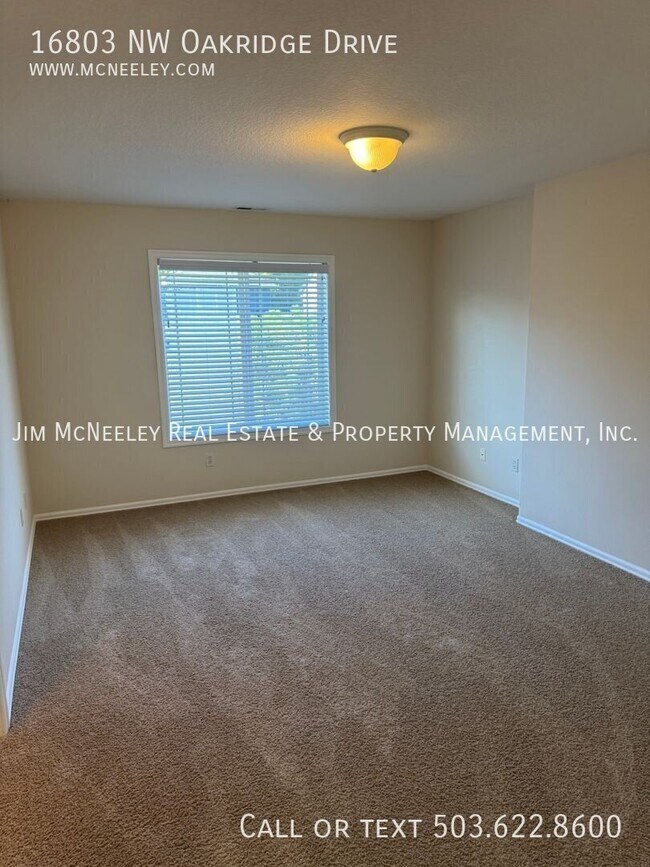 Building Photo - 16803 NW Oakridge Dr