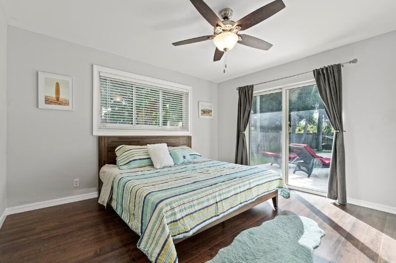 Building Photo - 306 SW 11th Ave