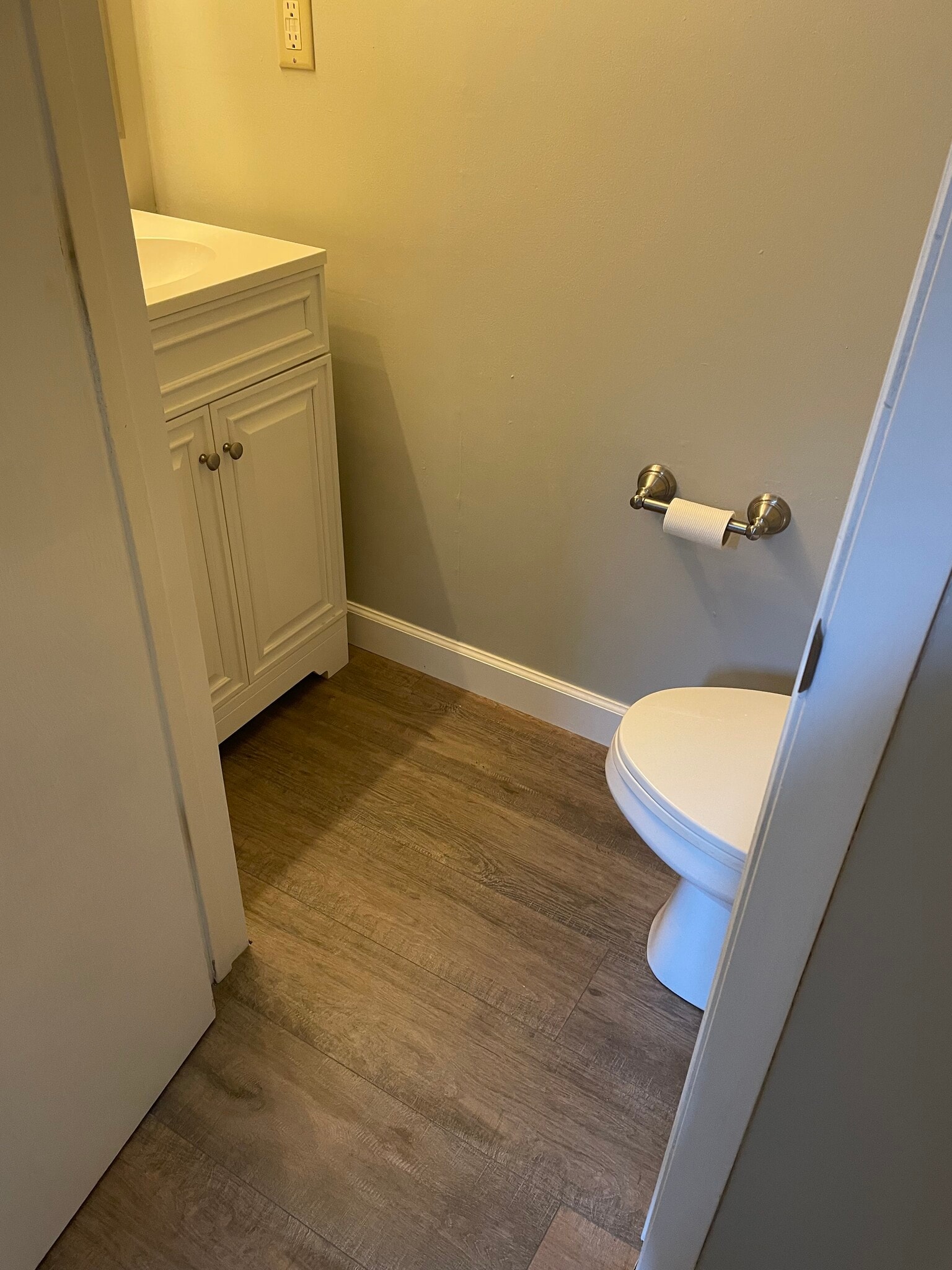 Updated half bath on the main floor - 7960 Bobtail Ct