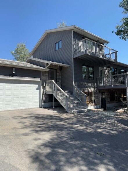 Building Photo - 6200 Snowview Dr