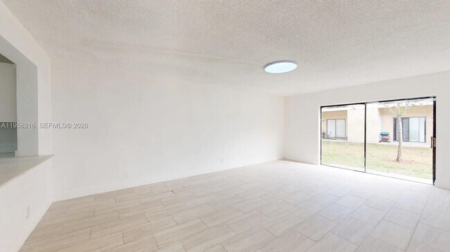 Building Photo - 3501 NW 114th Ln