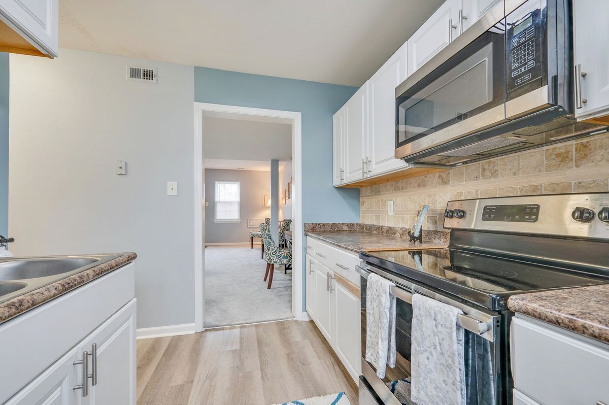 Building Photo - 1404 Wendfield Dr