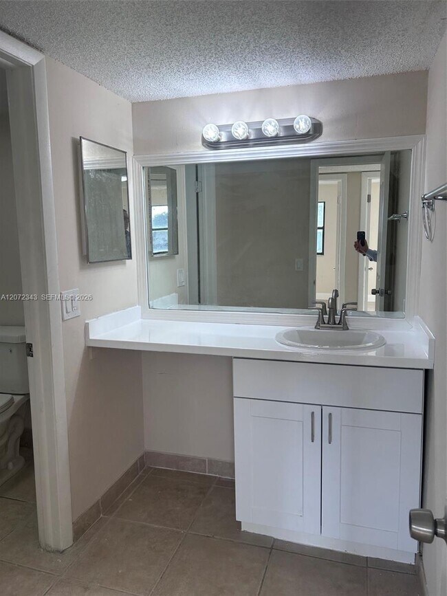 Building Photo - 15630 SW 80th St