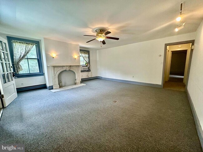Building Photo - 3504 Buckeystown Pike