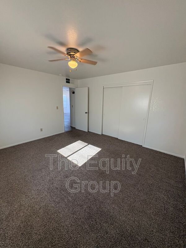 Building Photo - 700 E Tulare Ave