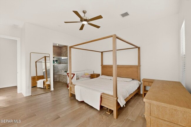 Building Photo - 905 Witton Pl