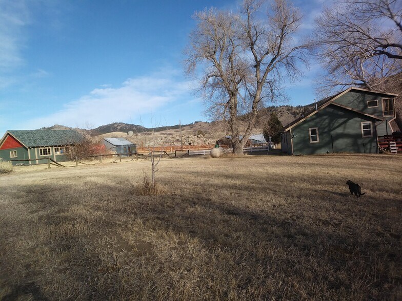 Building Photo - 3019 Hewlett Gulch Rd