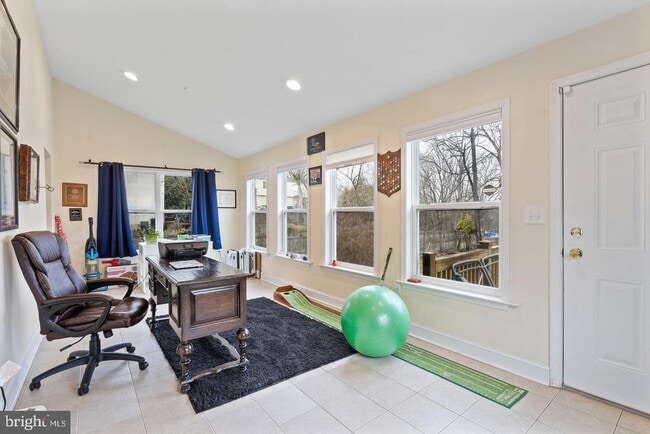 Building Photo - 994 Upper Gulph Rd