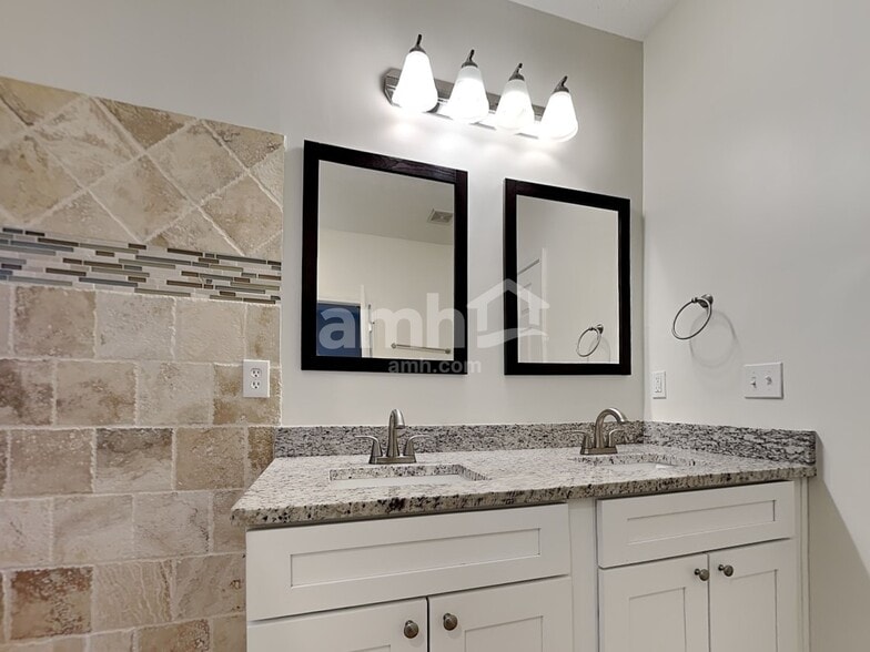 Building Photo - 1106 Carrington Pkwy