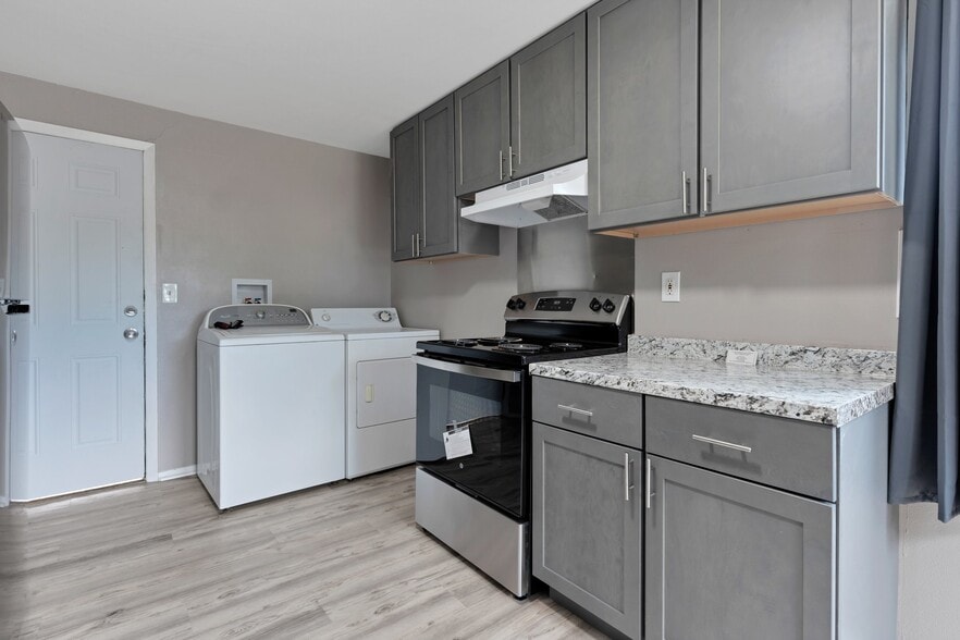 Kitchen - 11612 Del Mar Pky