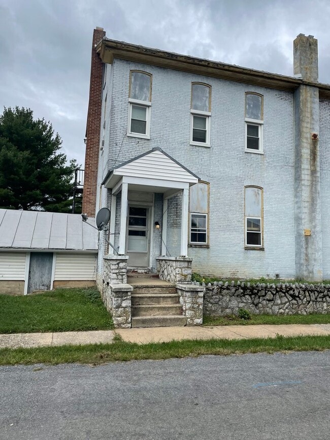Building Photo - 10303 Muddy Run Rd