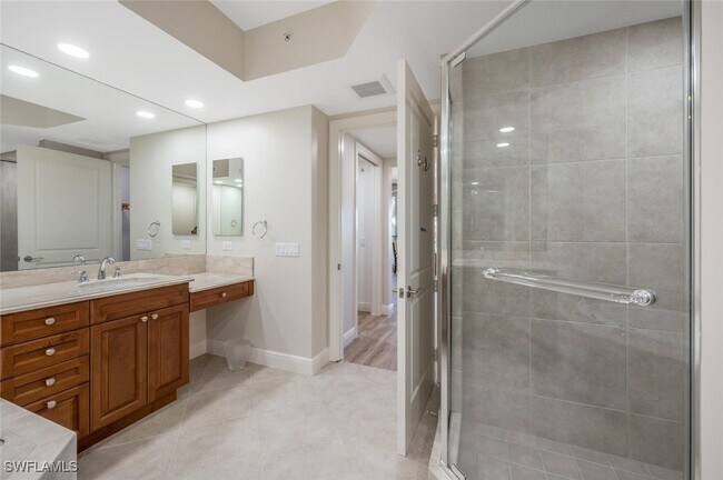 Building Photo - 23850 Via Italia Cir