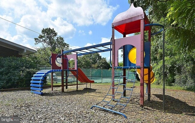 Building Photo - 11801 Rockville Pike
