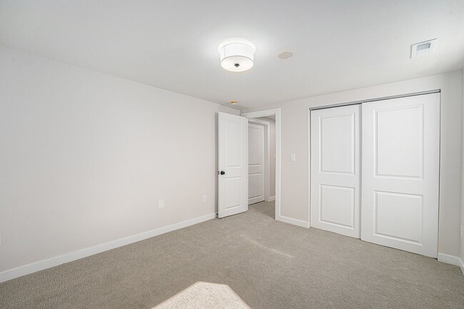 Building Photo - Spacious 6-Bed 3-Bath Home in Federal Heights/Denver