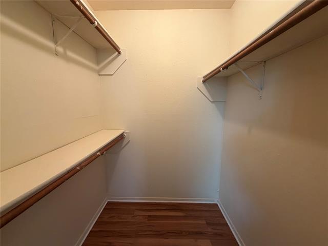 Building Photo - 425 Signal Hill Ct N